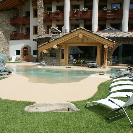 Eco Wellness Hotel Notre Maison Cogne Extérieur photo