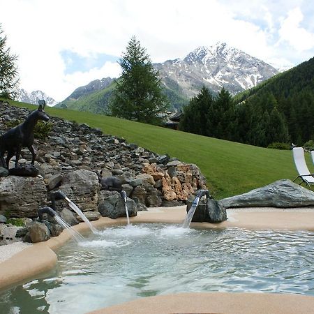Eco Wellness Hotel Notre Maison Cogne Extérieur photo