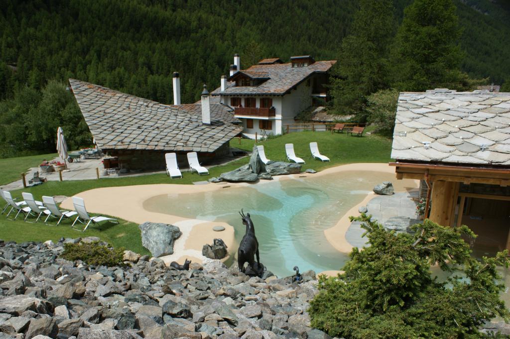 Eco Wellness Hotel Notre Maison Cogne Extérieur photo