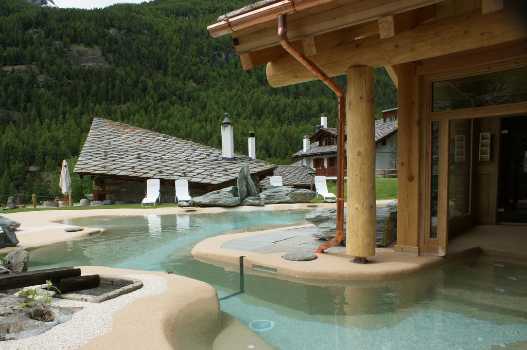 Eco Wellness Hotel Notre Maison Cogne Extérieur photo