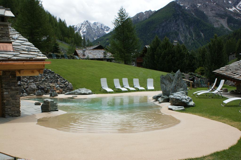 Eco Wellness Hotel Notre Maison Cogne Extérieur photo
