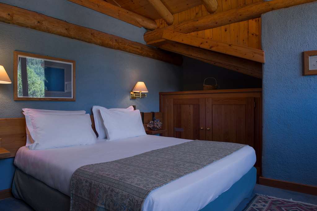 Eco Wellness Hotel Notre Maison Cogne Chambre photo